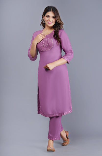 Suhani Gulnaar Lilac Classic Embroidered Mirror-Work Kurta Pant Set