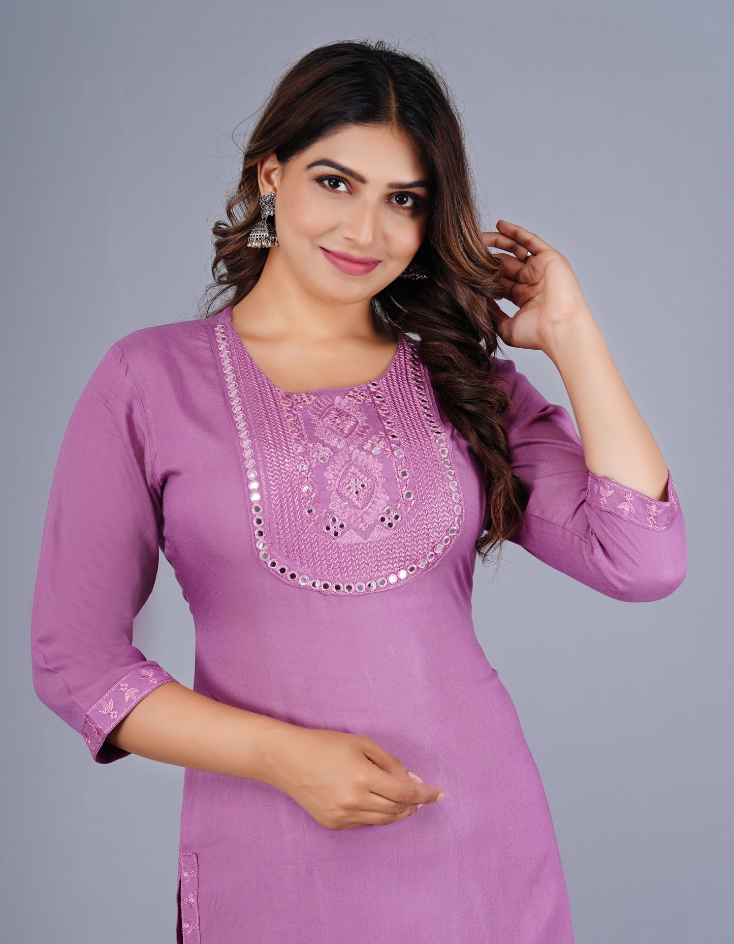 Suhani Gulnaar Lilac Classic Embroidered Mirror-Work Kurta Pant Set